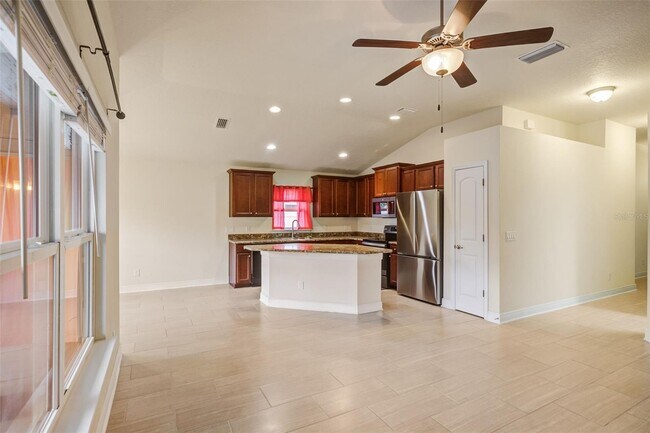 Photo - 1130 Sabine Ln