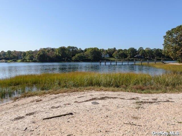 Photo - 1 Pine Point