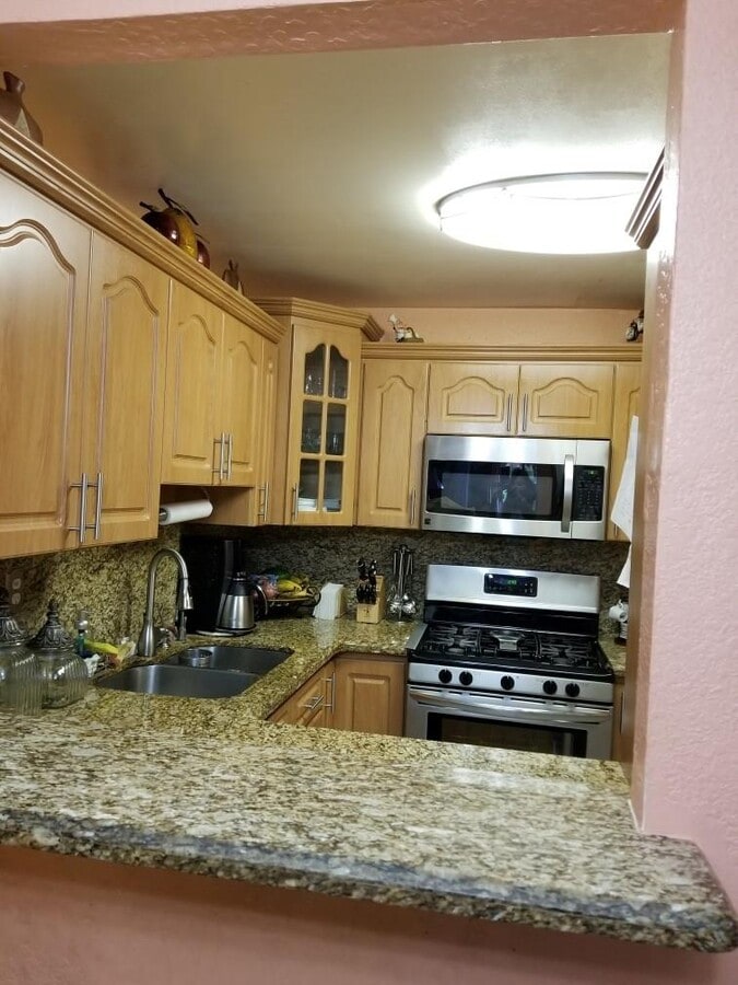 Photo - 1300 W 47th Pl Unit 2