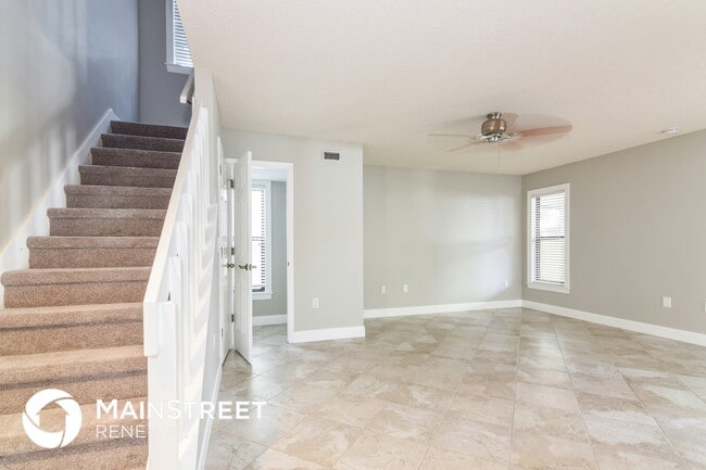 Photo - 3556 Raintree Way