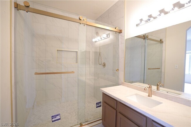 5525 W Flamingo Rd Unit 2011