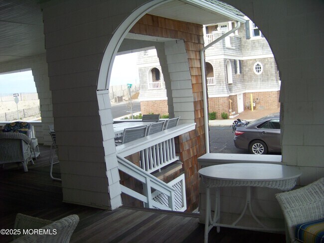 Photo - 336 East Ave