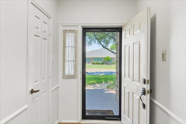 Photo - 5407 Ledgestone Dr