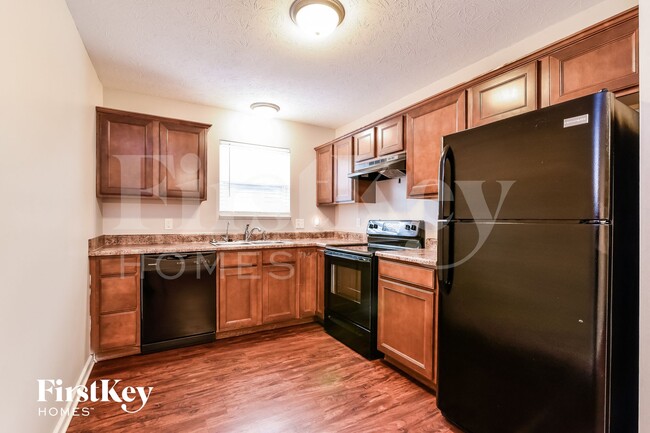 Photo - 673 Loon Ln