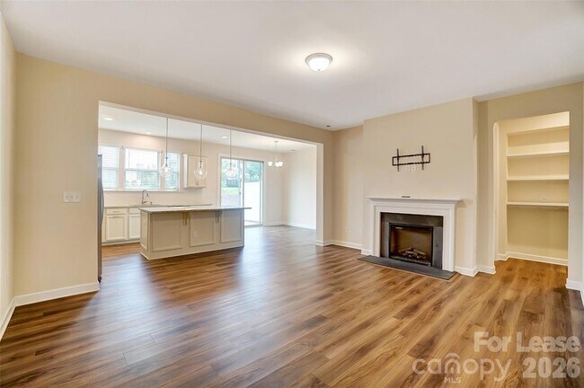 Photo - 5822 Clan MacLaine Dr