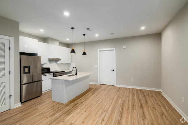 Interior Photo - 1358 Florida Ave NE