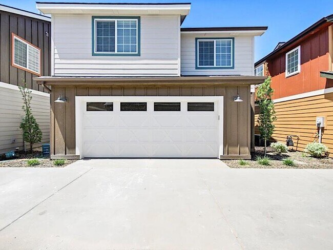 Photo - Cottages at Stonesthrow