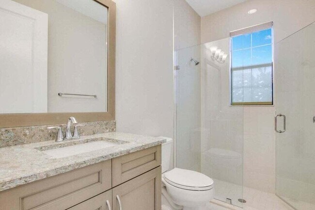 Photo - 3027 Franklin Pl