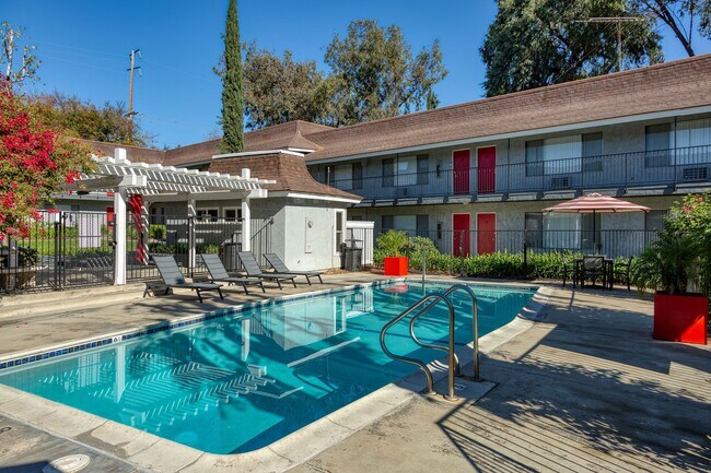 On 7th Apartment Homes