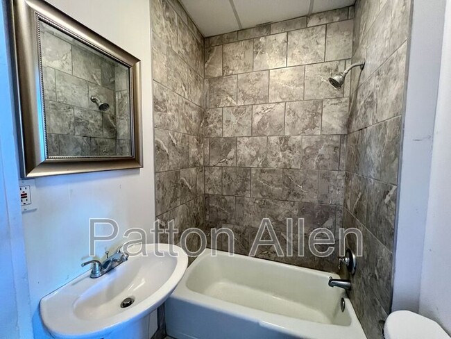 Photo - 43 Ravenscroft Dr Unit # 21