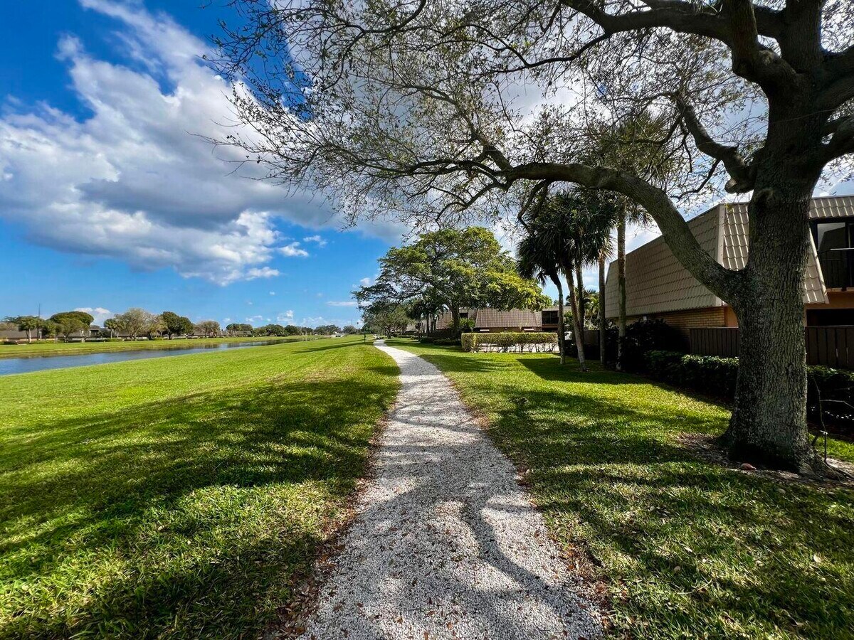 Photo - 5023 50th Way Townhome