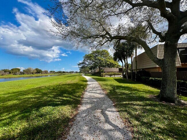 Building Photo - 5023 50th Way Rental