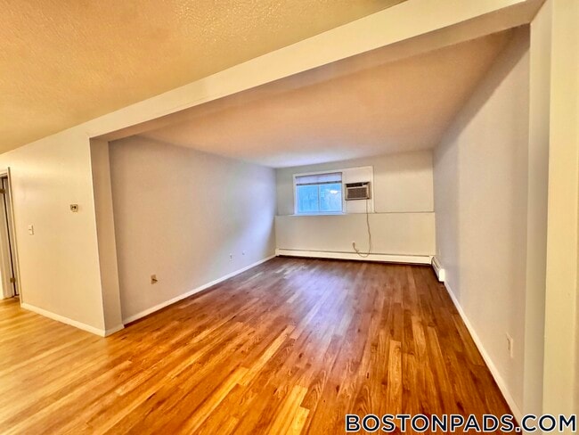 Photo - 715 N Main St Unidad 6