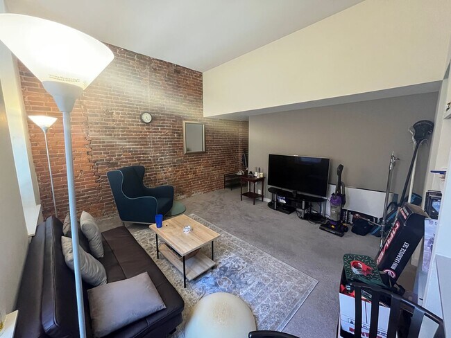 Photo - Welcome to Urban Elegance in the Heart of Historic Old City, Philadelphia Unit 206