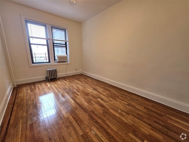 Building Photo - 43-42 45th St Unit 5G Rental