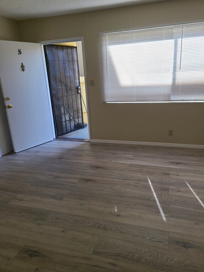 Photo - 738 California Ave Apartments Unit C