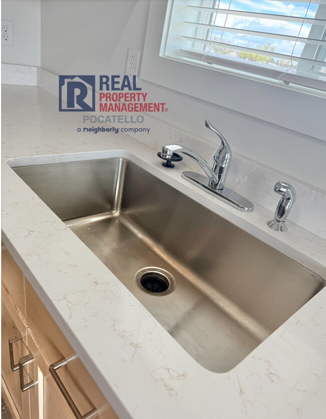 Photo - 5405 Park Lawn Dr Unit #220