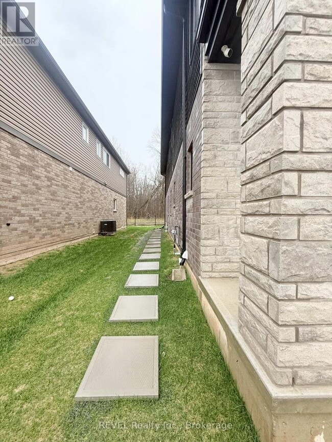 Photo - 19 Willson Dr