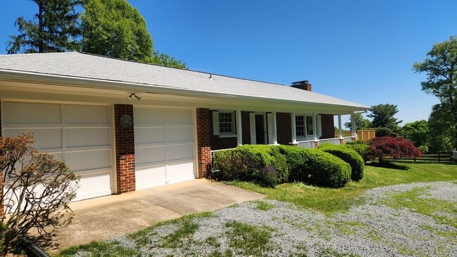 Photo - 39080 Foxhill Rd