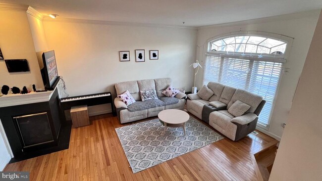 Photo - 8179 Skelton Cir Townhome