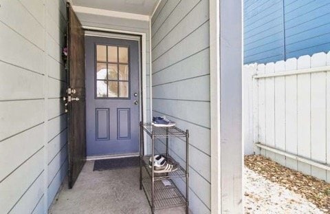 Photo - 874 Pine St