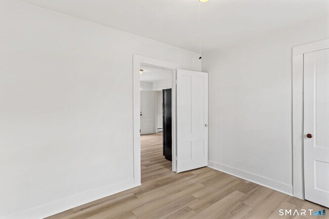 Photo - 63 Reynolds St Unit B