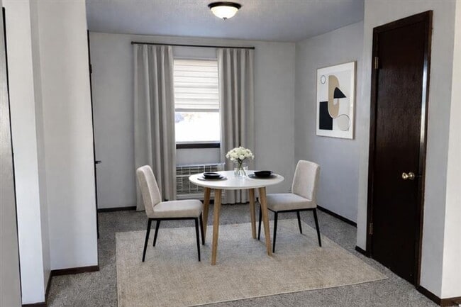 Brentwood Estates Apartments