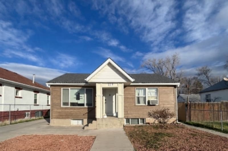 Photo - 119 E Leslie Ave