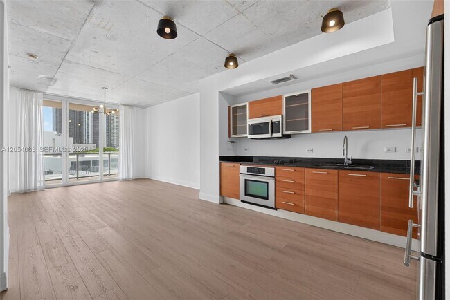 Building Photo - 3470 E Coast Ave Unit H0505