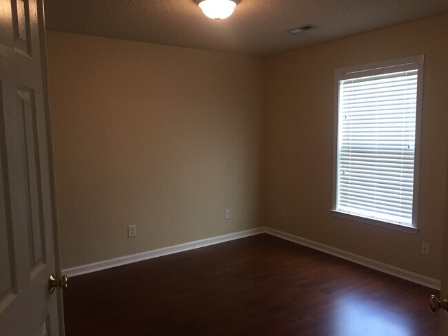 Photo - Exquisite Condo in a Superb Cotswold Point location