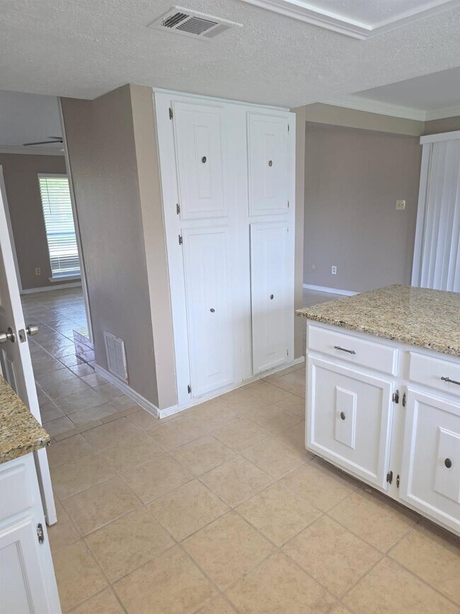 Photo - 16611 Quail Dale Dr