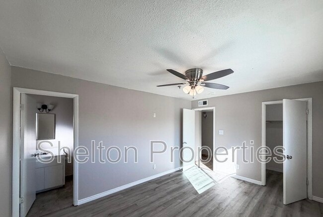 Photo - 6301 W Earll Dr