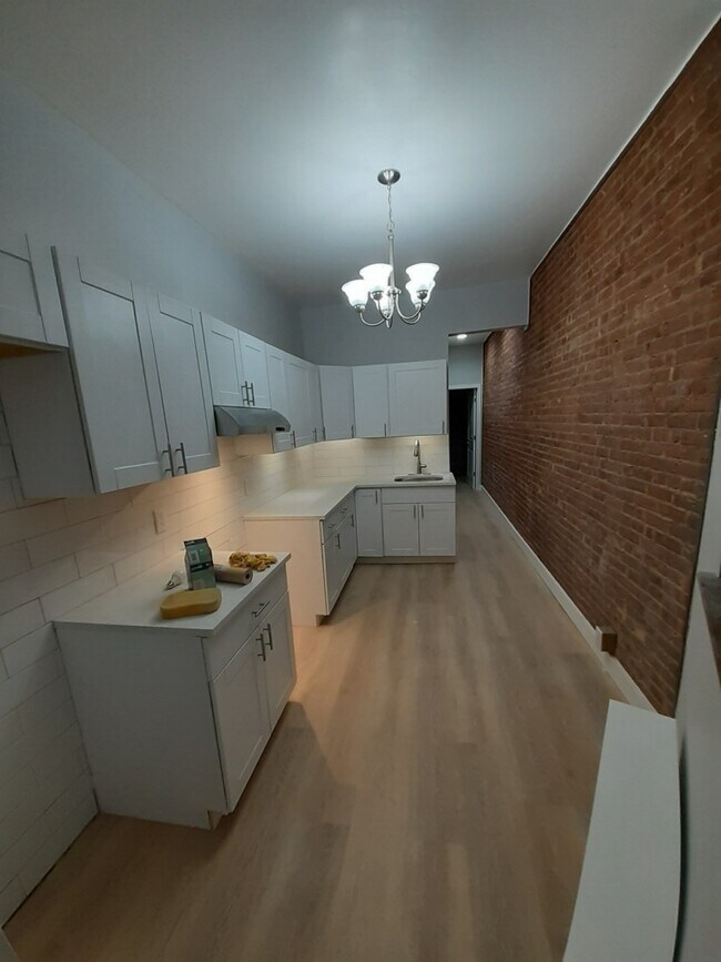 Photo - 294 Barrow St Unit 3