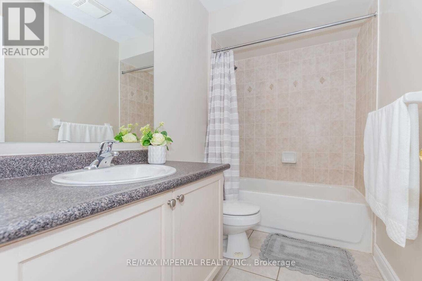 Photo - 205 Conover Ave