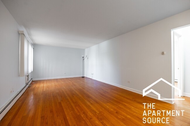 Photo - 1643 W Sherwin Ave Unit 2C