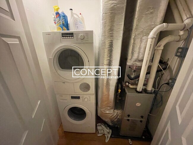 Photo - 1029 Tremont St Unit 2