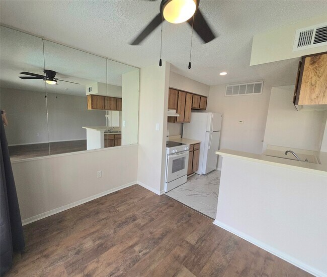 Photo - 250 El Dorado Blvd Unit 286