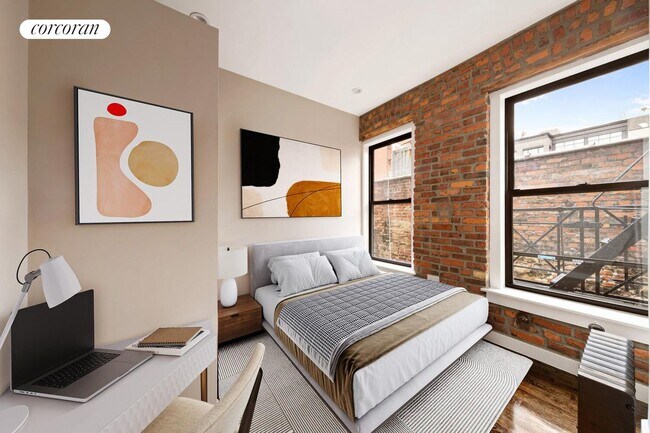 Photo - 437 E 12th St