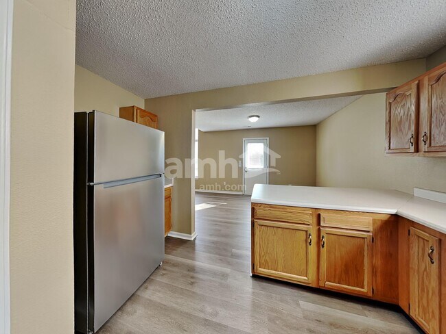 Photo - 1721 Blue Lake Dr