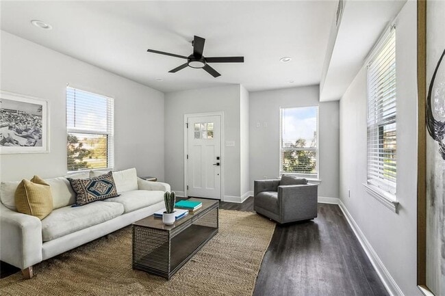 Photo - 3015 Wall Blvd