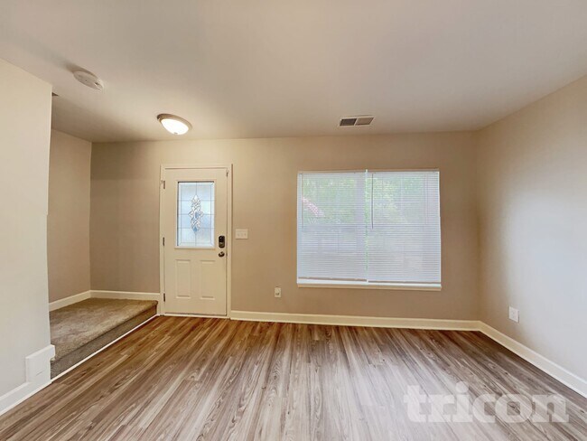 Photo - 309 Peachtree Rd