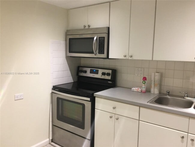 Photo - 3760 Inverrary Dr Condo Unit 3G
