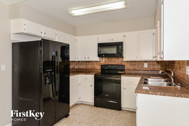 Photo - 4516 56th St W