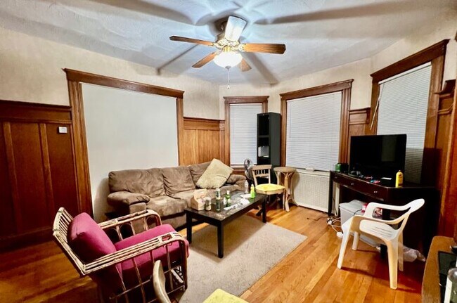 Photo - 59 Quincy St Unit 1