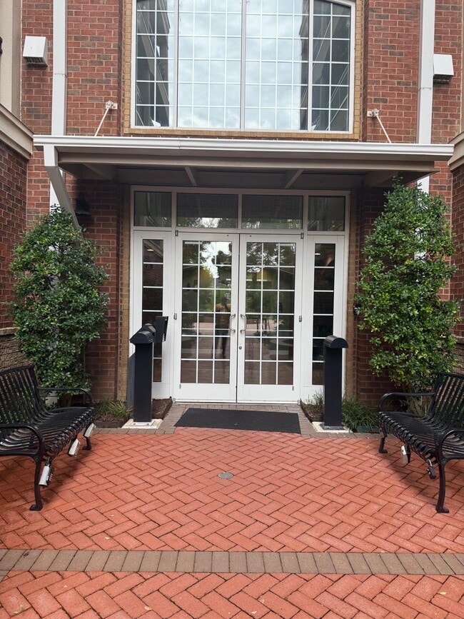 Building Photo - 665 Tennessee St Unit 207