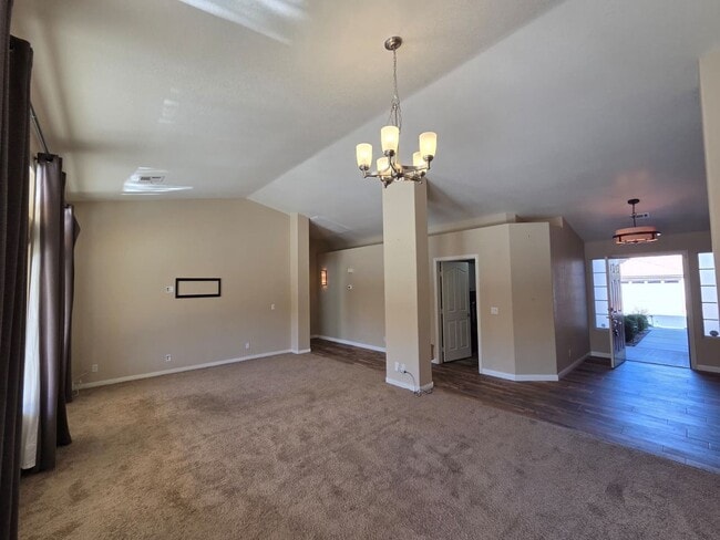 Photo - Single-Story 3 Bed / 2.5 Bath Home w/ Private Pool, Spa