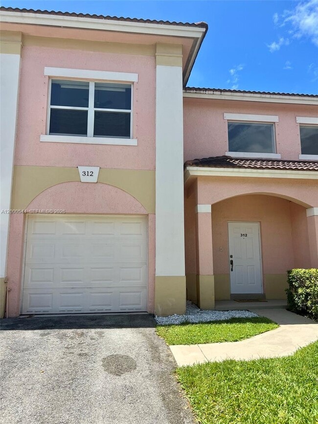 Building Photo - 312 Talia Cir