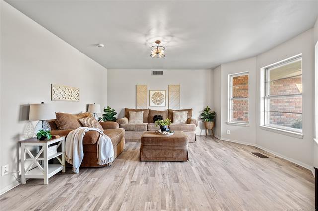 Photo - 2026 11th Ave NW