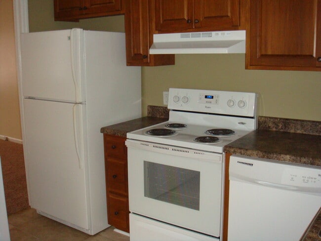Photo - NICE TWO BEDROOM DUPLEX