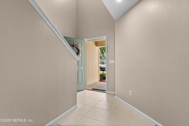 Photo - 8704 Lake George Cir W
